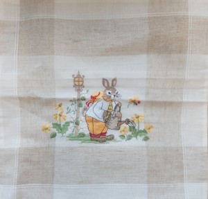 Poszewka Wielkanoc 40x40 Haftowana Zajączek