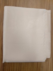 Obrus plamoodporny 155x300 kremowy wzór