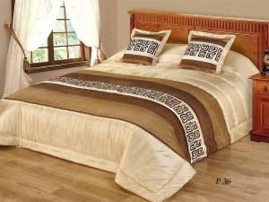 Narzuta satynowa ekskluzywna na łóżko 220x240 krem beż brąz oliwka