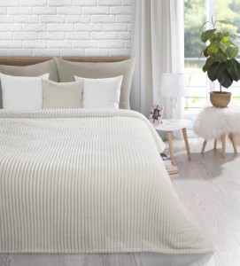 Koc pled z mikrofibry 200x220 Nestor kremowy