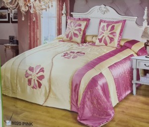 Narzuta satynowa 220x240 z poszewkami 8020 róż