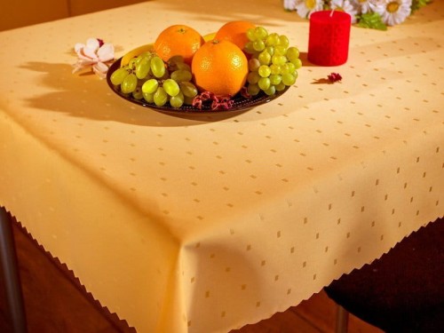 pol_pl_Obrus-Plamoodporny-XV-Bez-Slomkowy-Okragly-4193_1.jpg