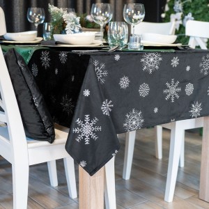 Obrus świąteczny 140x180 velvet wodoodporny czarny ze srebrnym